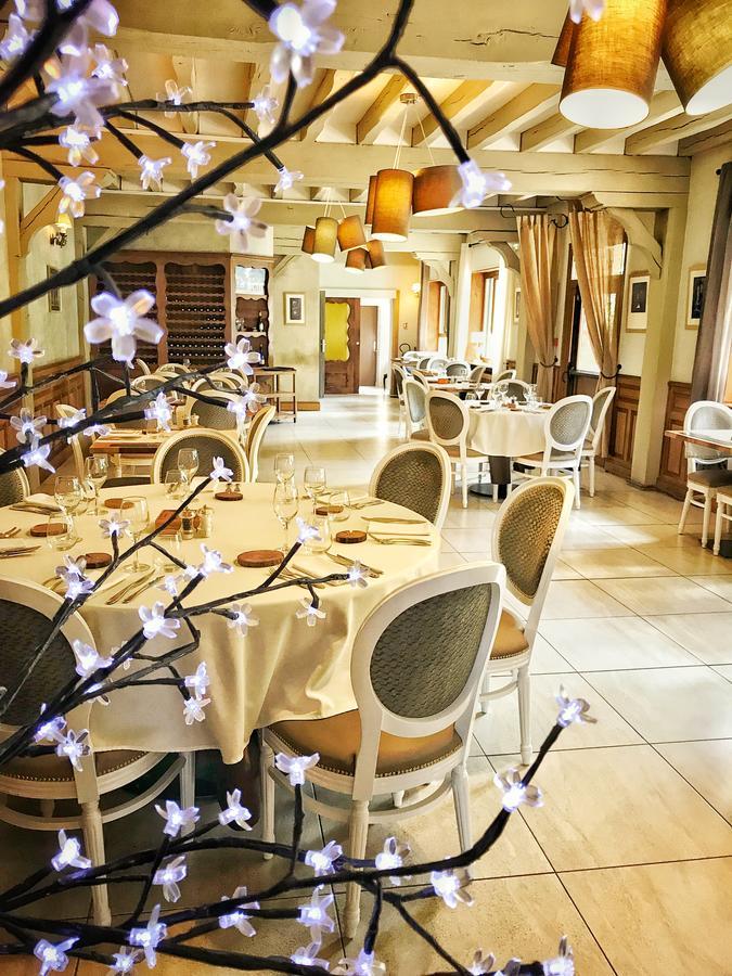 Logis Hotel La Foret Senonches Exterior photo